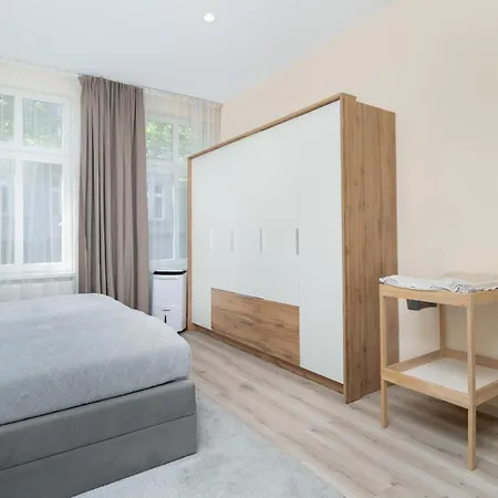 Szamarzewskiego 1 M4 Apartment Poznan
